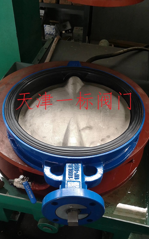 �c���´��ڴ��_��D